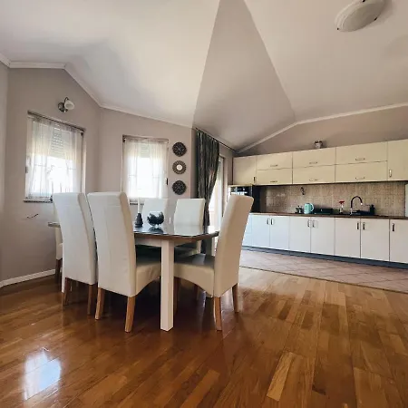 Apartment Mirkec